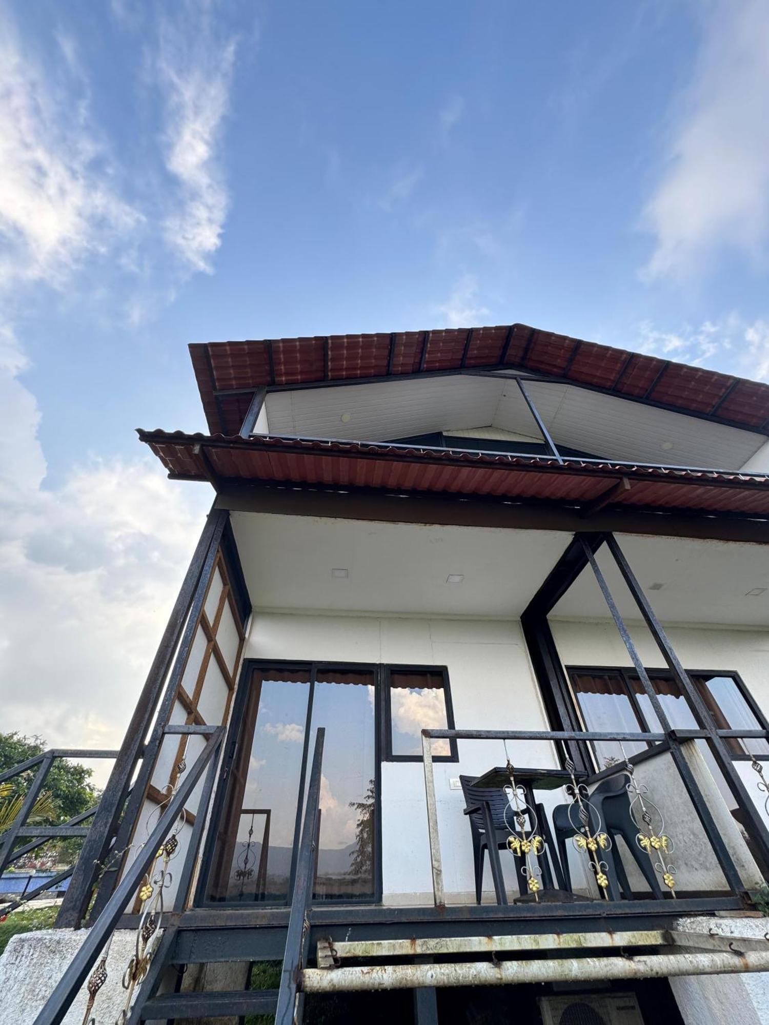 The Canvas Resort In Lonavla Esterno foto