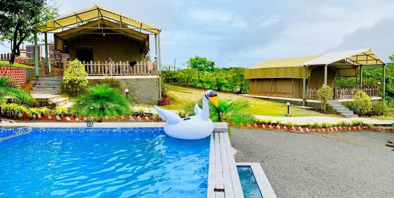 The Canvas Resort In Lonavla Esterno foto