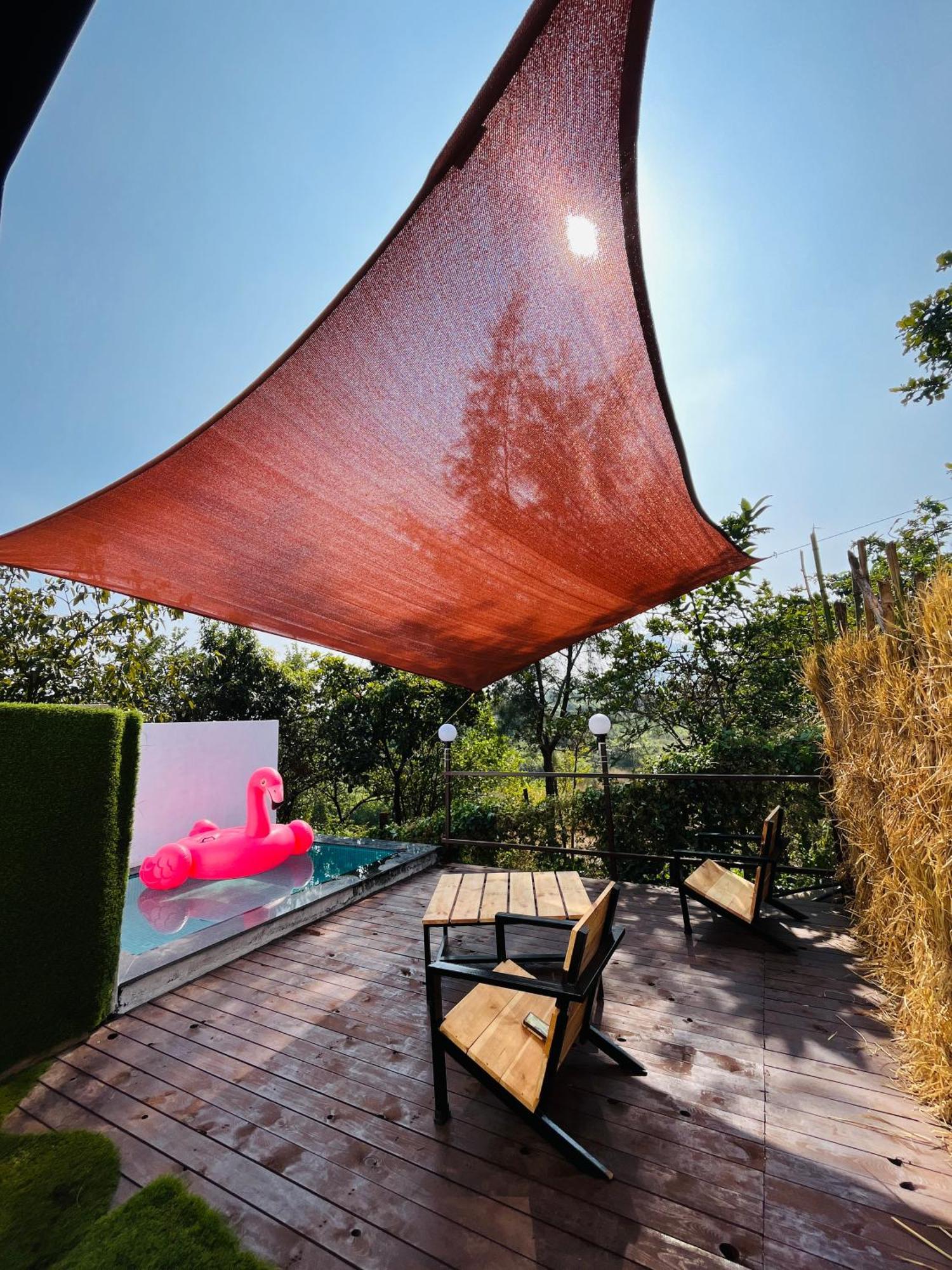 The Canvas Resort In Lonavla Esterno foto